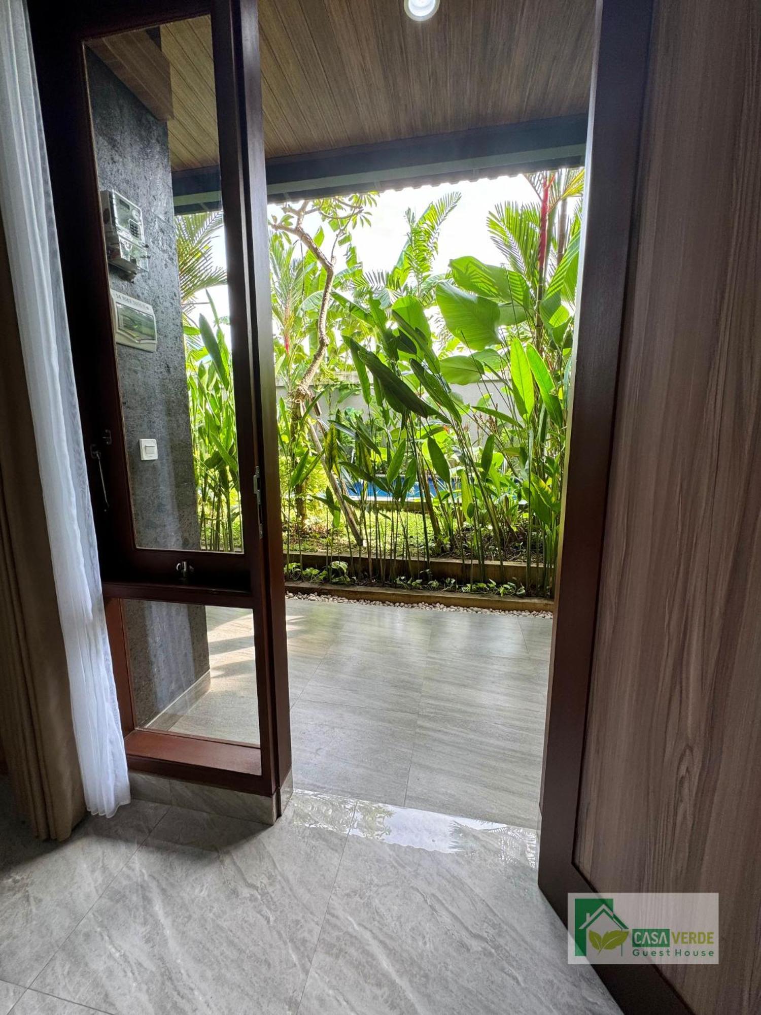 Casa Verde Guest House Sempidi Экстерьер фото